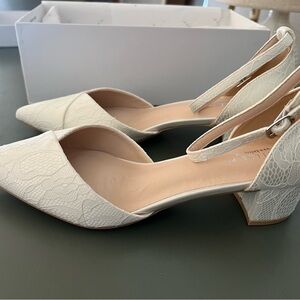 Never worn Kailee P Adele low block heels in Ivory 8